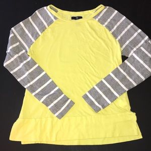 GAP Long Sleeve Tee